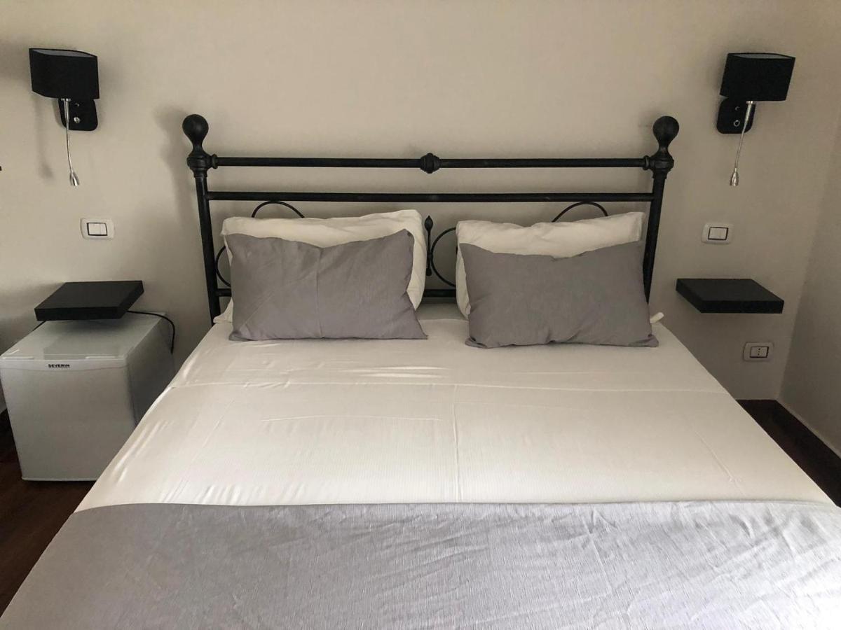 B&B Marina Di Ortigia Syracuse Eksteriør billede